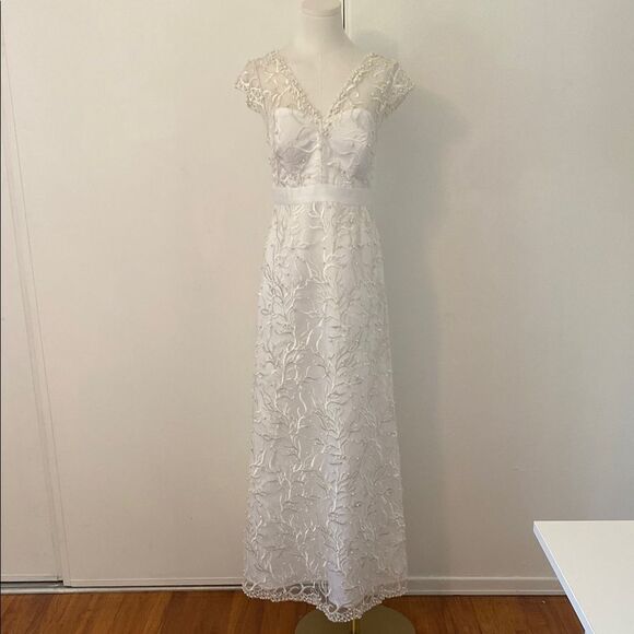 ModCloth Romantic Revelries Maxi Dress in White Size Small - Picture 3 of 15